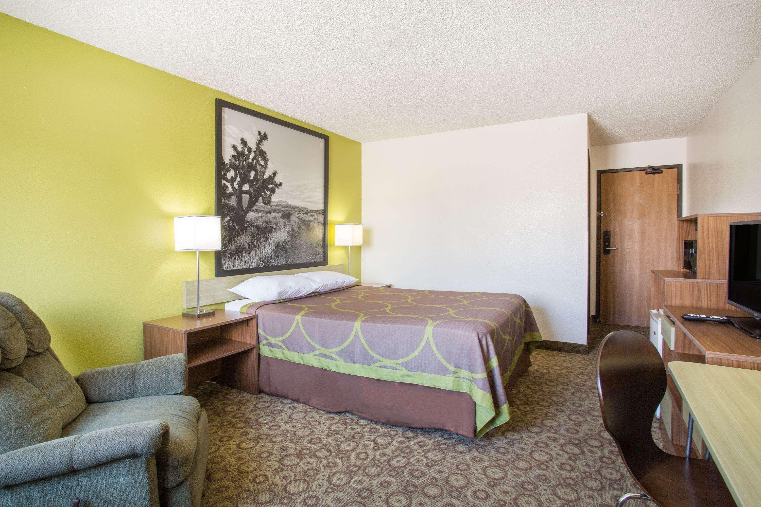 Hotel Super 8 By Wyndham Kingman Exterior foto