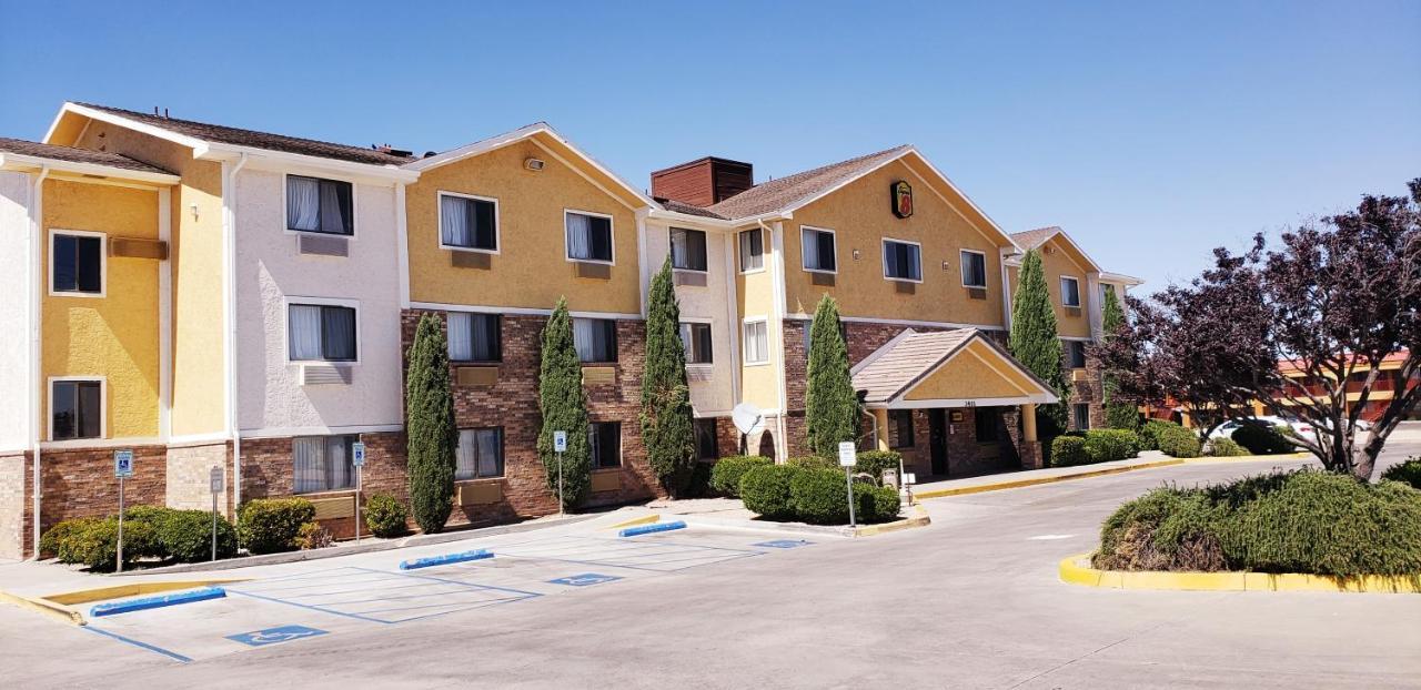 Hotel Super 8 By Wyndham Kingman Exterior foto