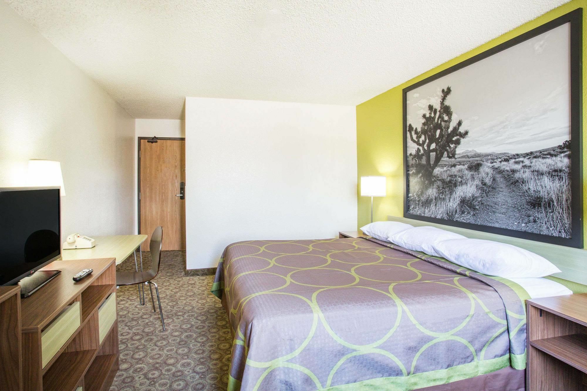 Hotel Super 8 By Wyndham Kingman Exterior foto